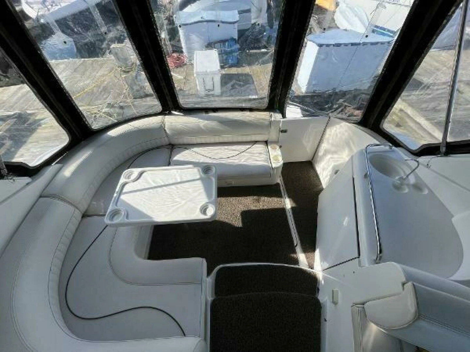2001 Cruisers Yachts 3470 34