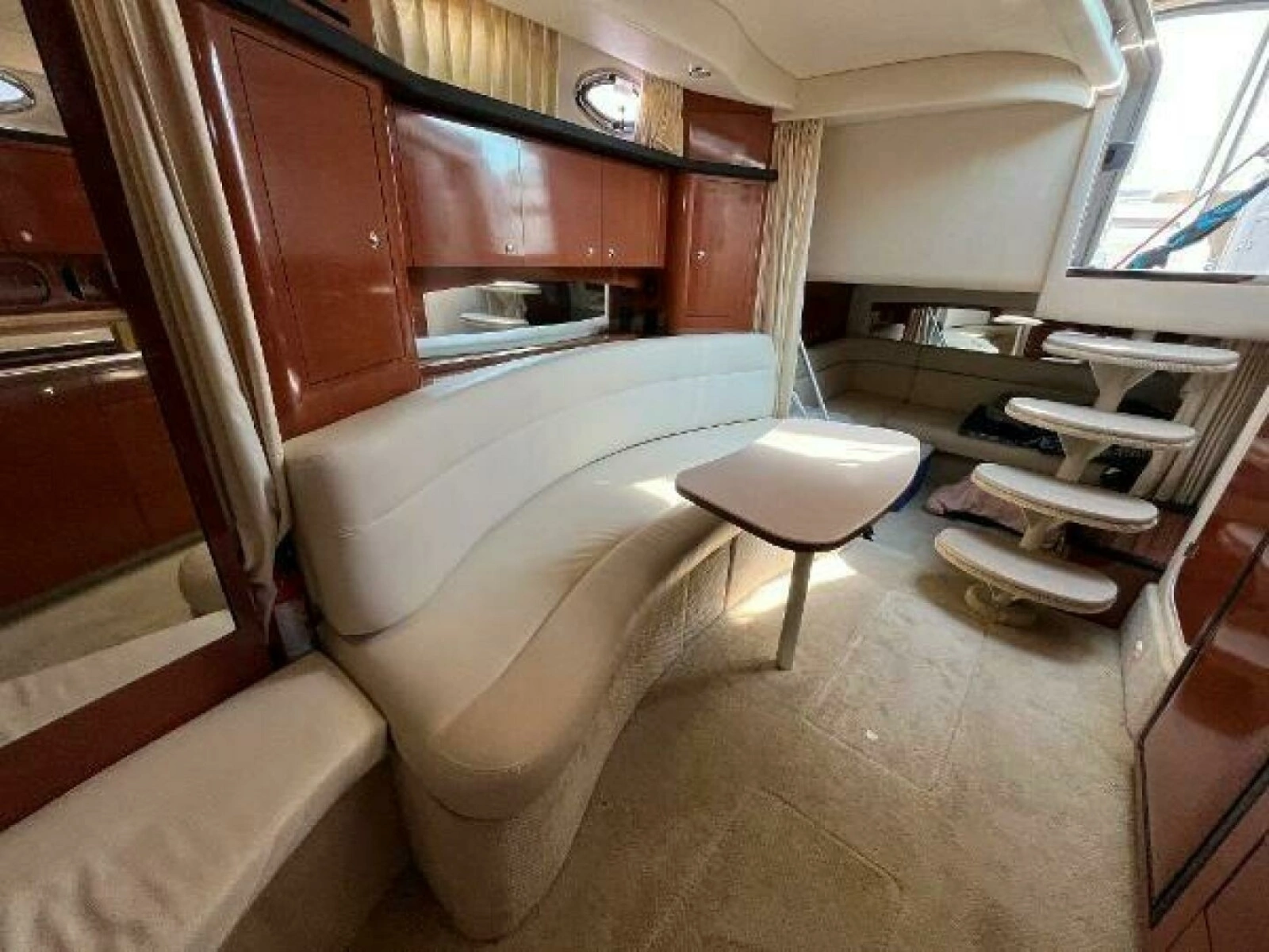 2003 Sea Ray 340 Sundancer 34