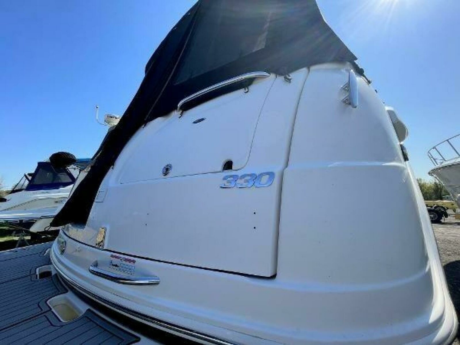 2008 Chaparral 330 Signature 33
