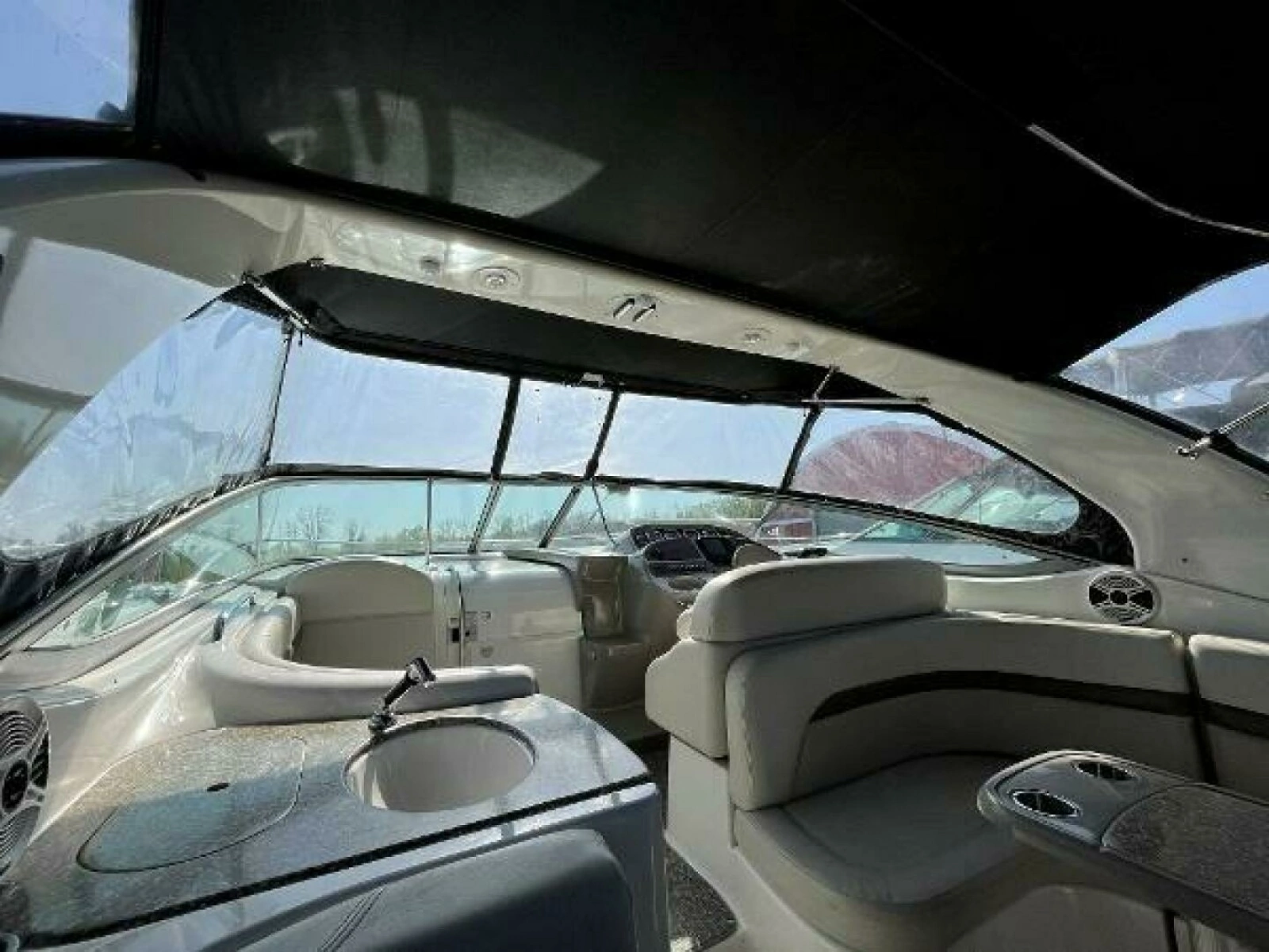 2008 Chaparral 330 Signature 33