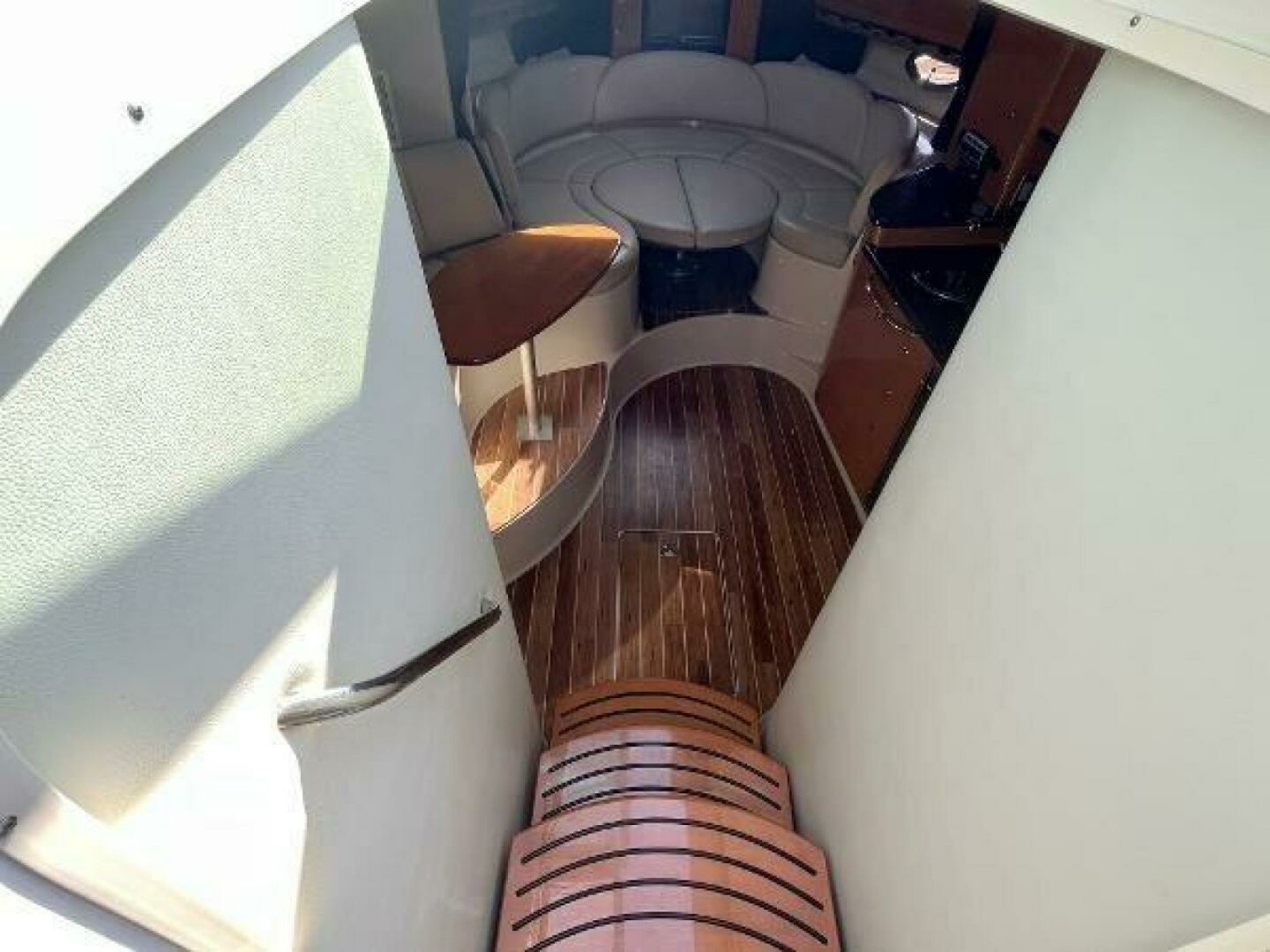 2008 Chaparral 330 Signature 33