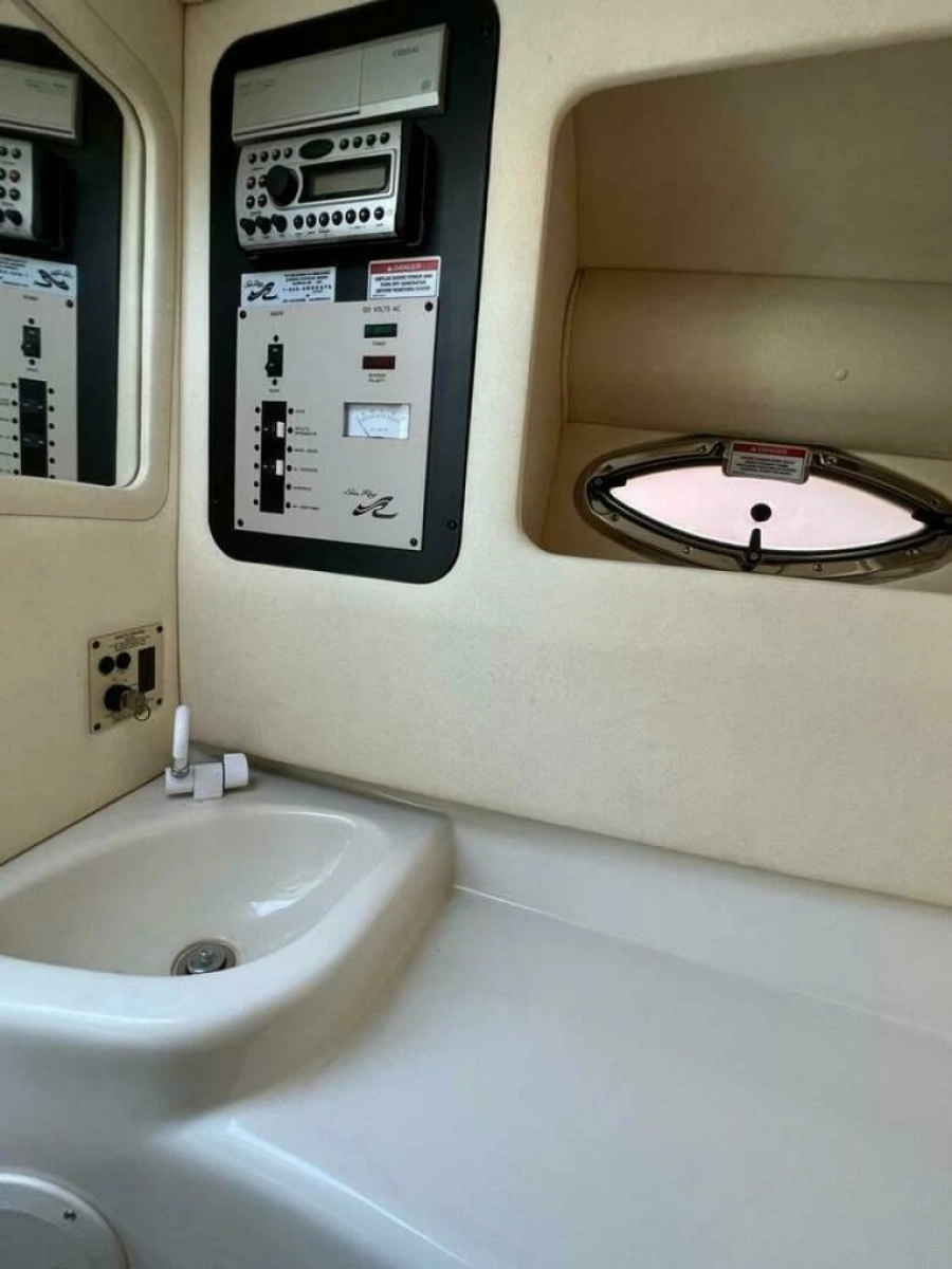 2007 Sea Ray 290 SLX 29