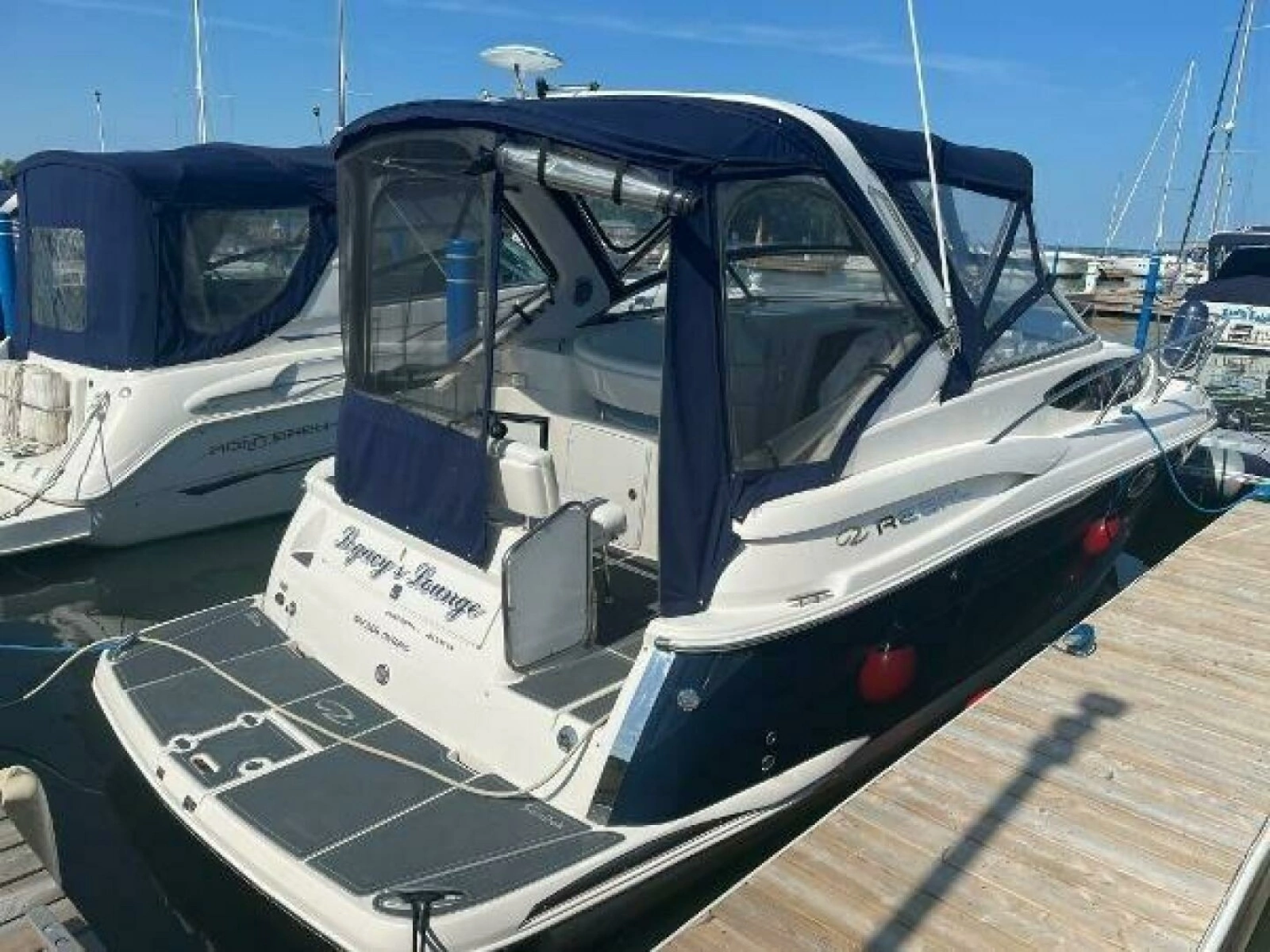 2005 Regal 3060 Window Express 30