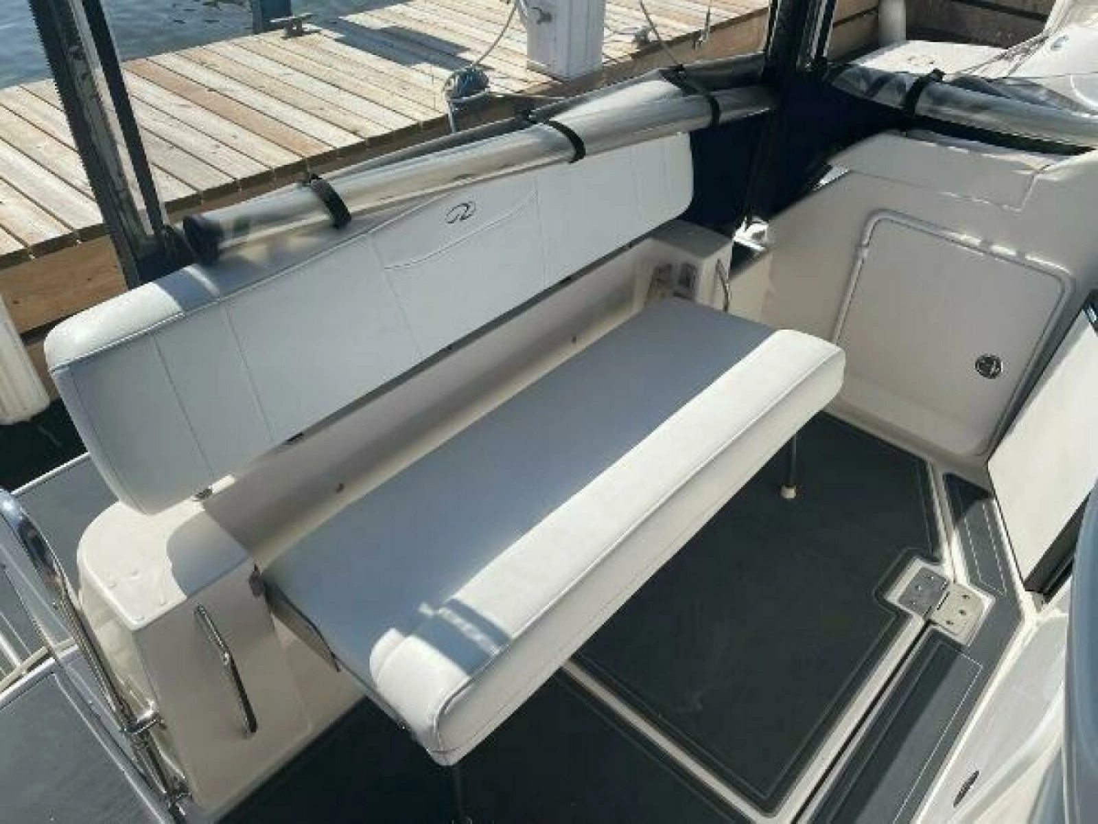 2005 Regal 3060 Window Express 30