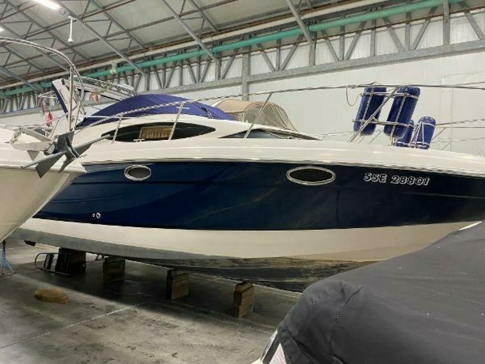 2005 Regal 3060 Window Express 30