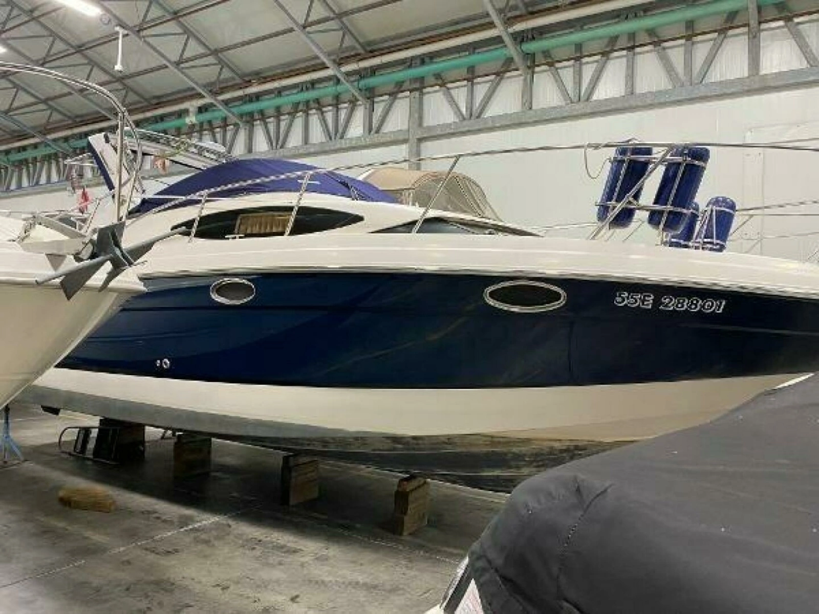 2005 Regal 3060 Window Express 30