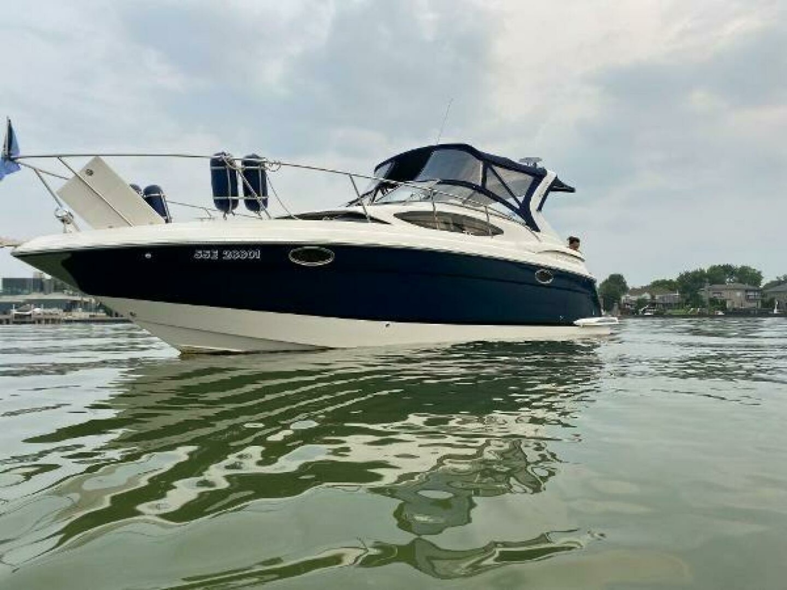 2005 Regal 3060 Window Express 30