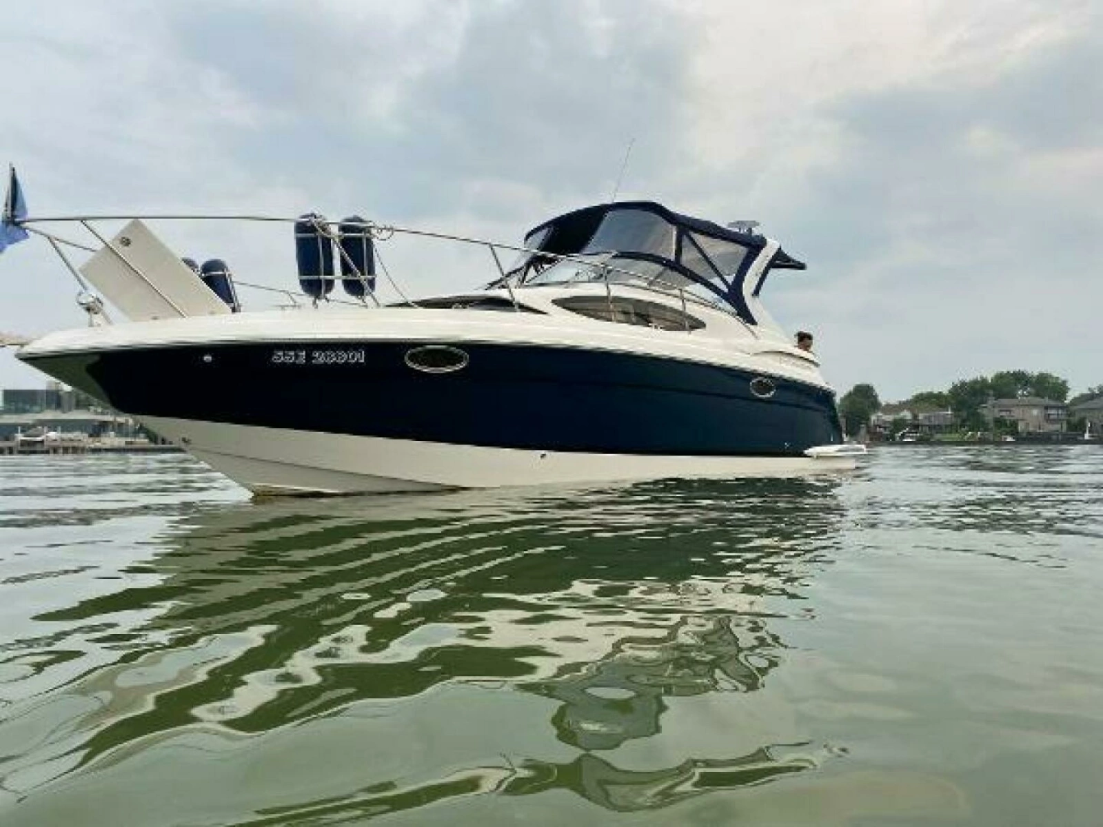 2005 Regal 3060 Window Express 30