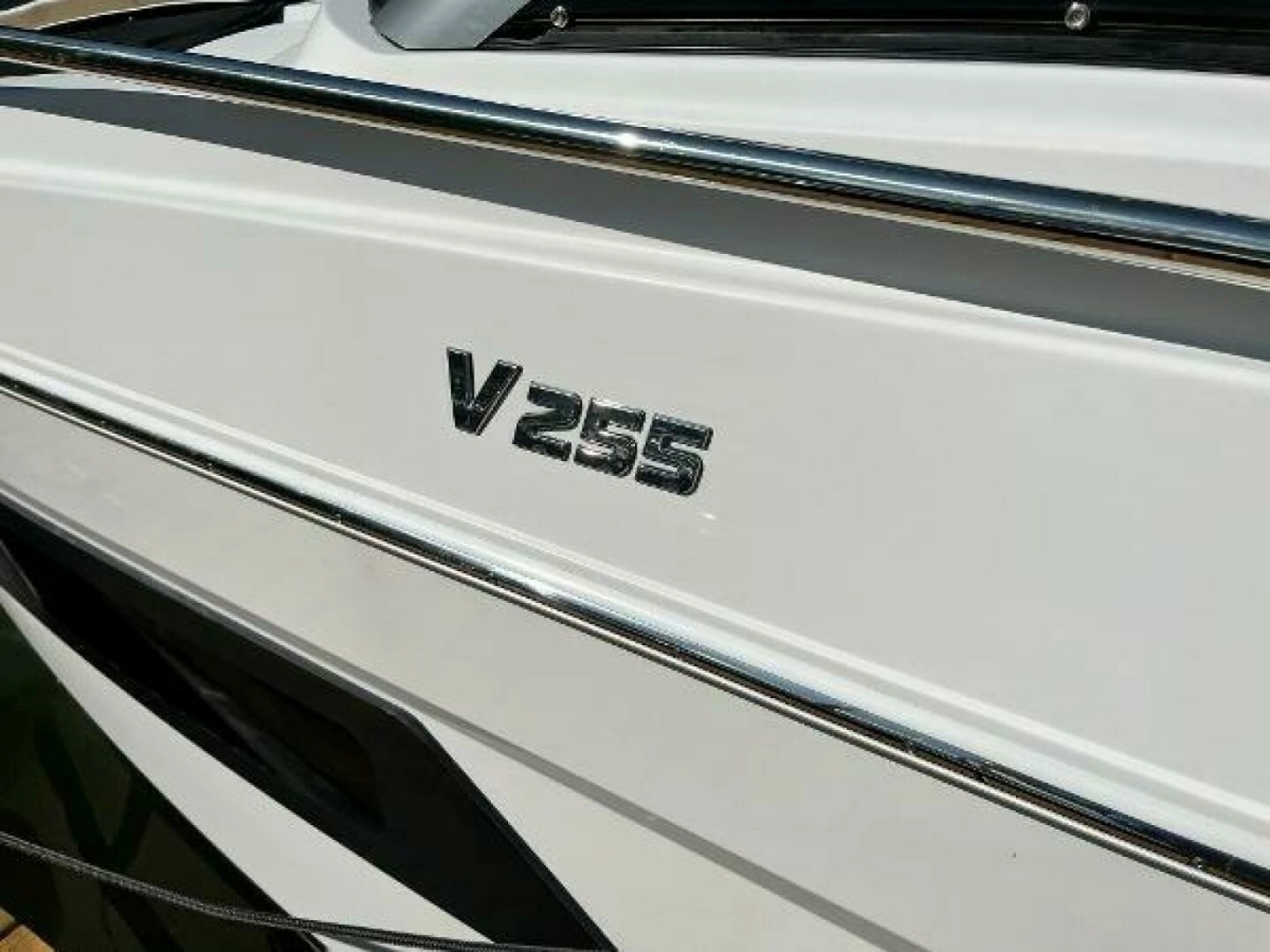 2016 Four Winns V255 25