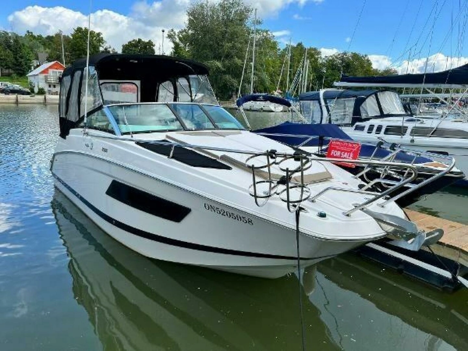 2016 Four Winns V255 25