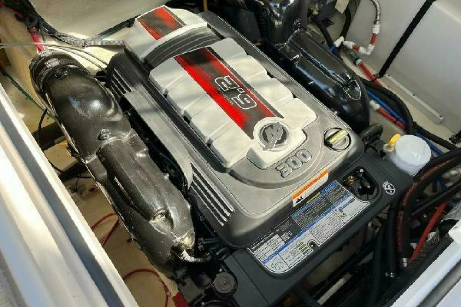 2016 Four Winns V255 25
