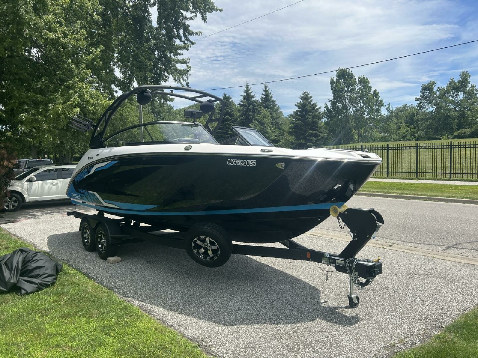 2021 Yamaha Boats 252 XE (Wake Edition) 25