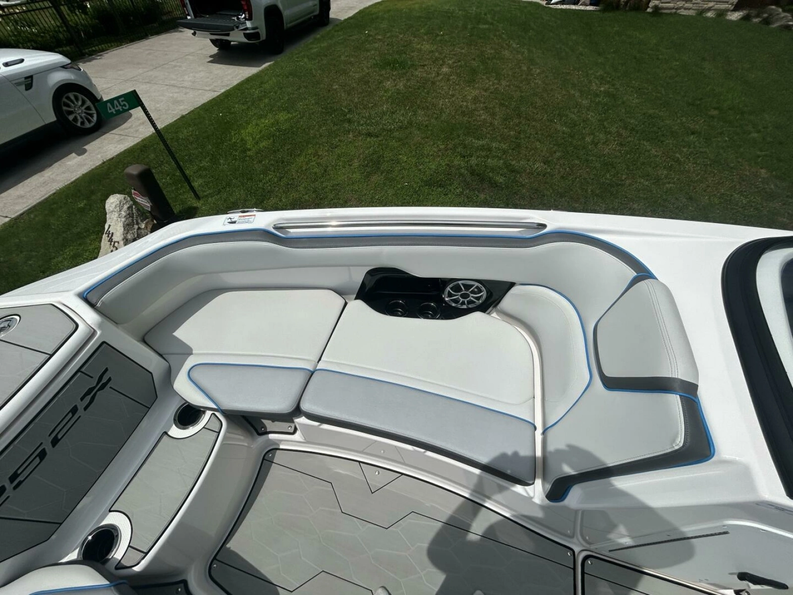 2021 Yamaha Boats 252 XE (Wake Edition) 25