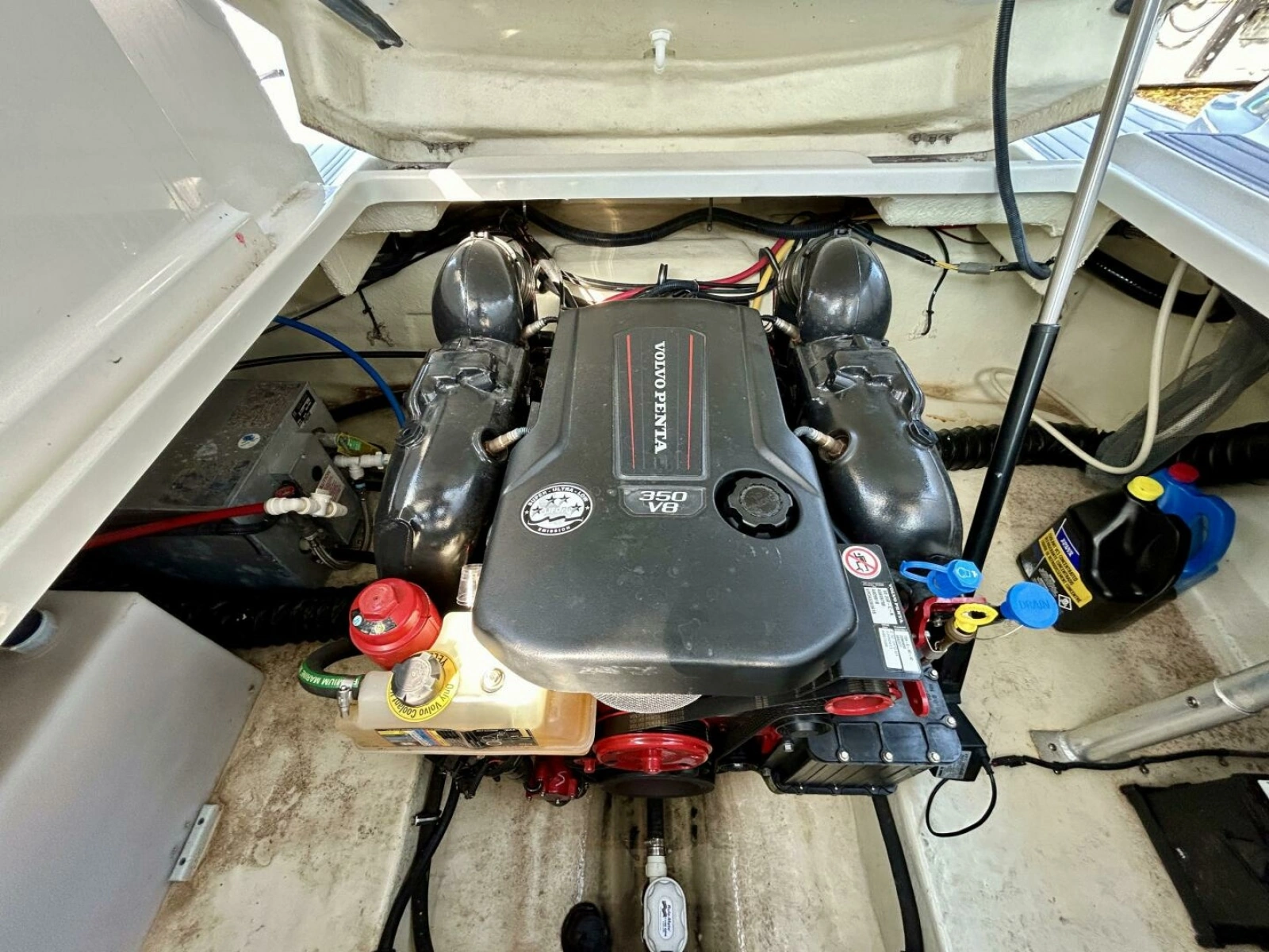 2018 Monterey 295 Sport Yacht 29