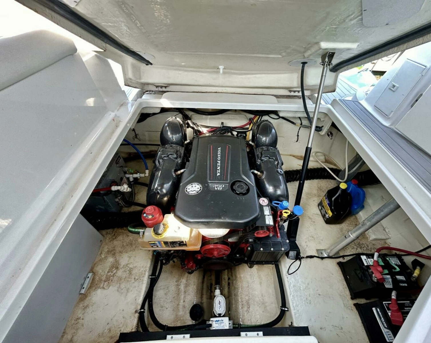 2018 Monterey 295 Sport Yacht 29