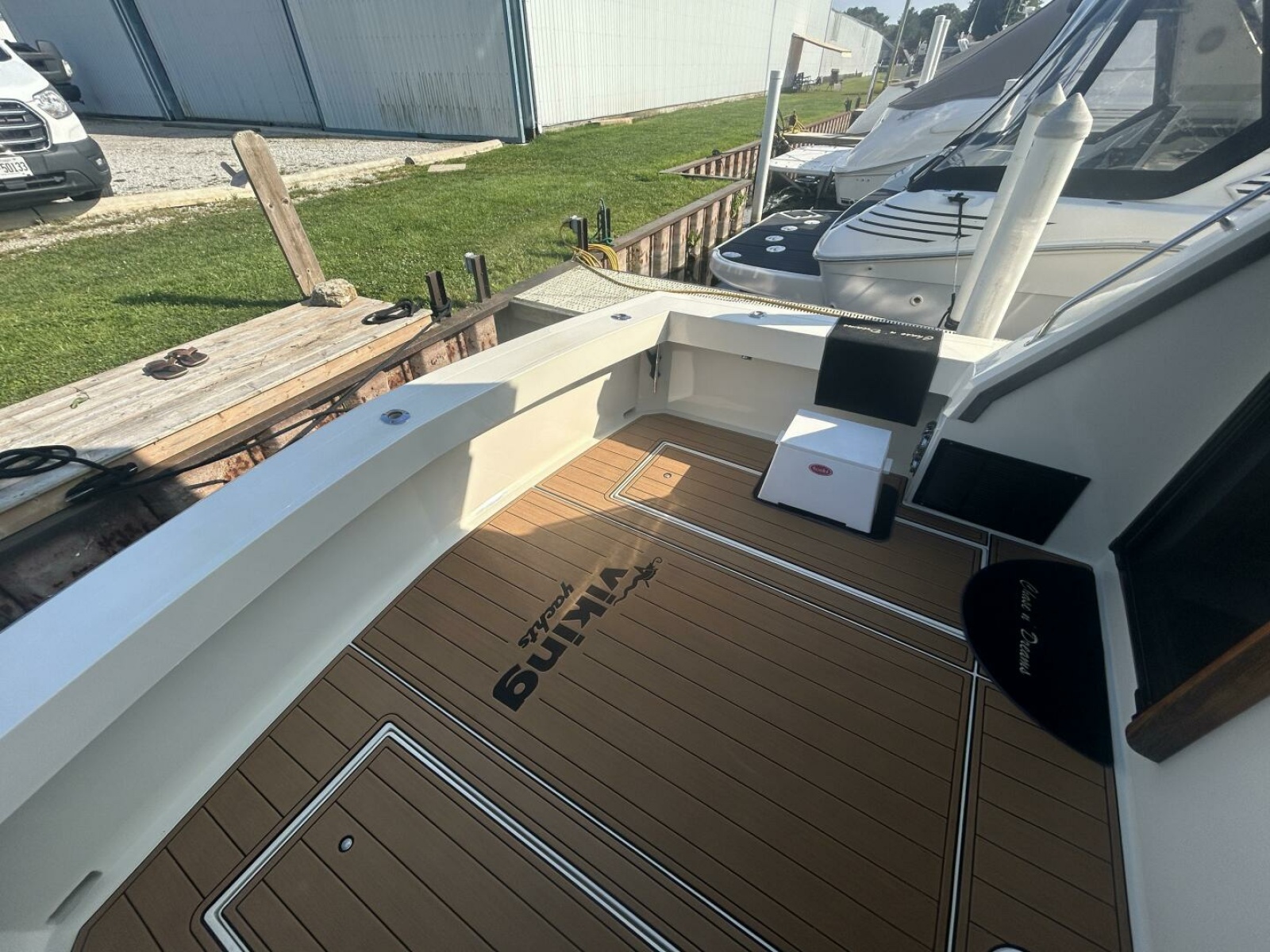1986 Viking Boats 35 Convertible 35