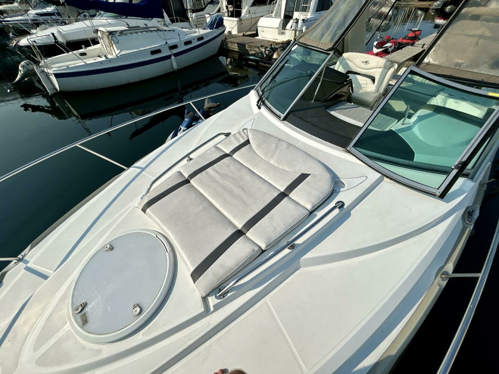2018 Monterey 295 Sport Yacht 29