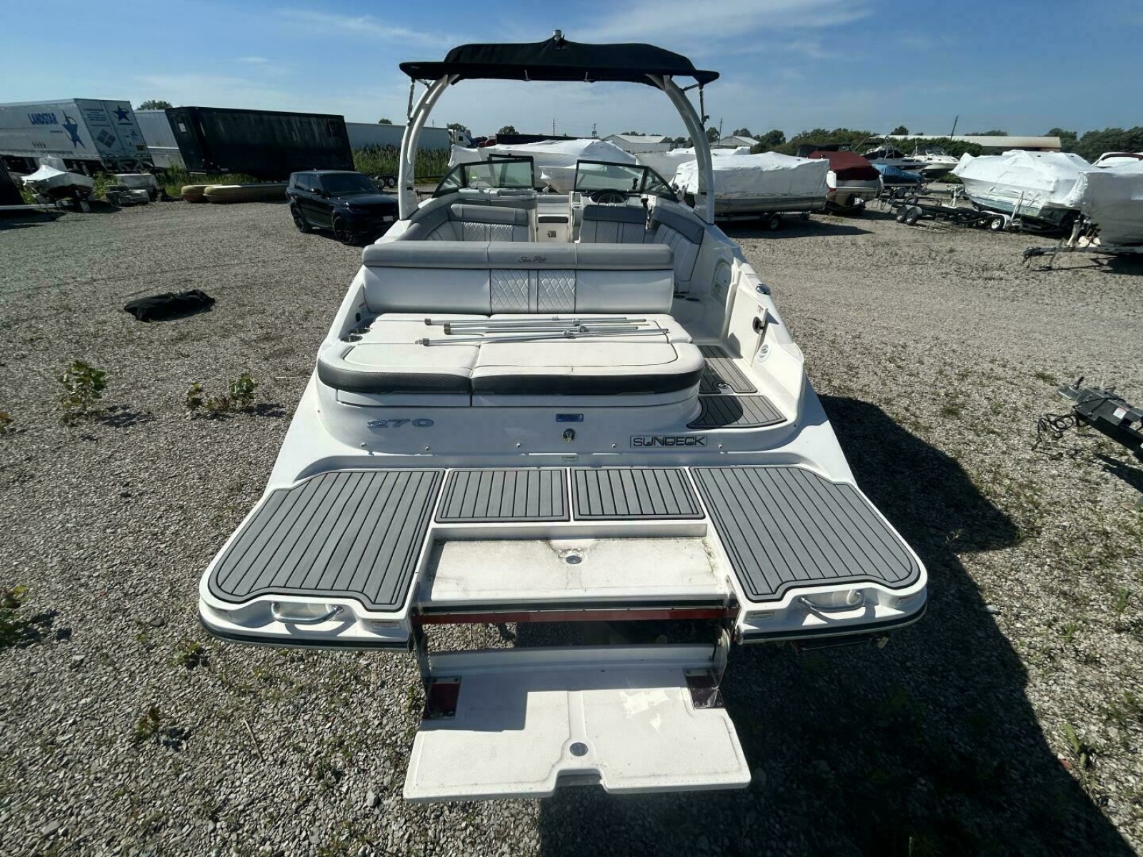 2016 Sea Ray 270 Sundeck 27