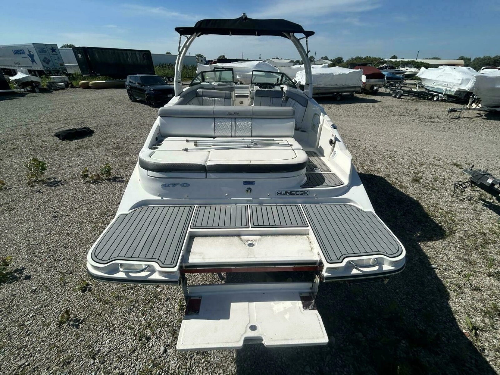 2016 Sea Ray 270 Sundeck 27