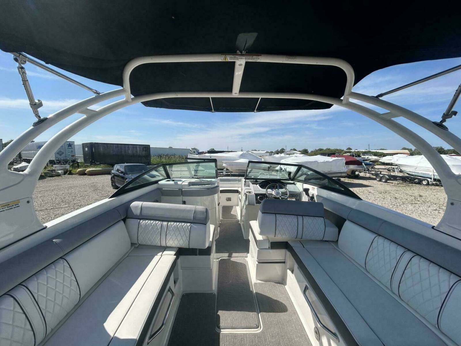 2016 Sea Ray 270 Sundeck 27