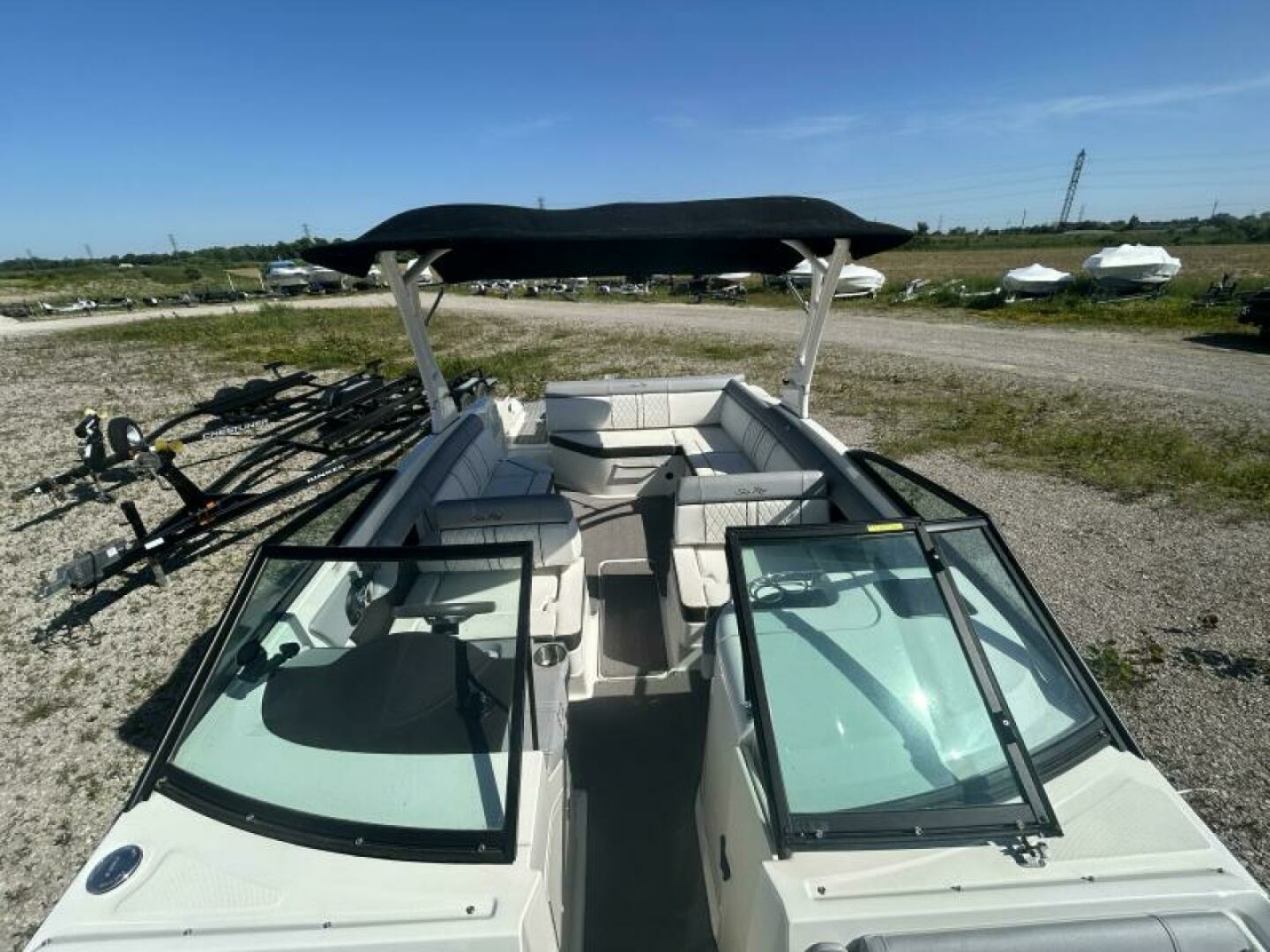 2016 Sea Ray 270 Sundeck 27