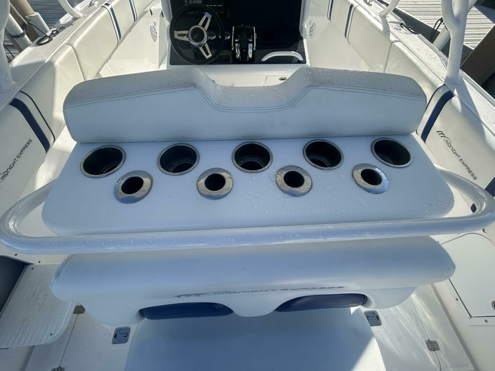 2016 Midnight Express 37 Open 37