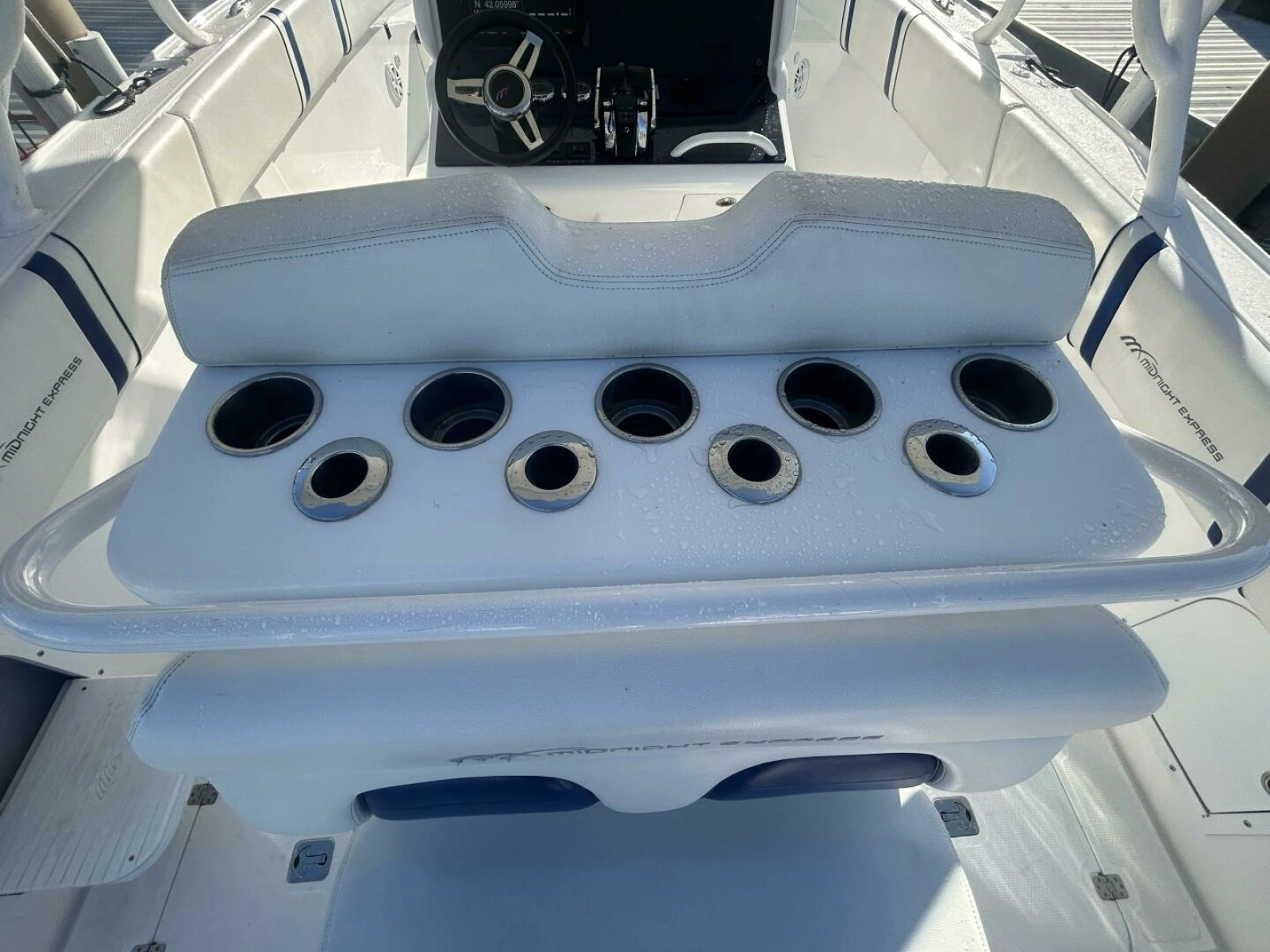 2016 Midnight Express 37 Open 37