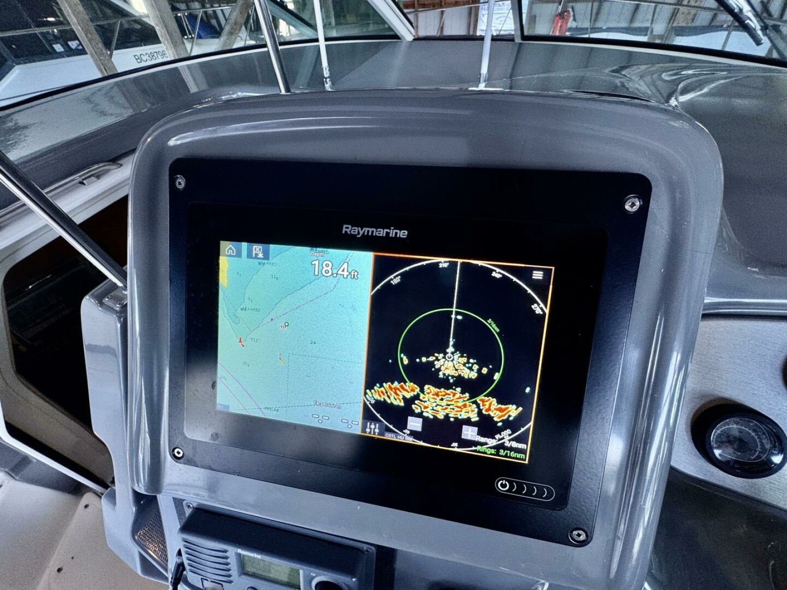 2006 Cruisers Yachts 340 Express 34