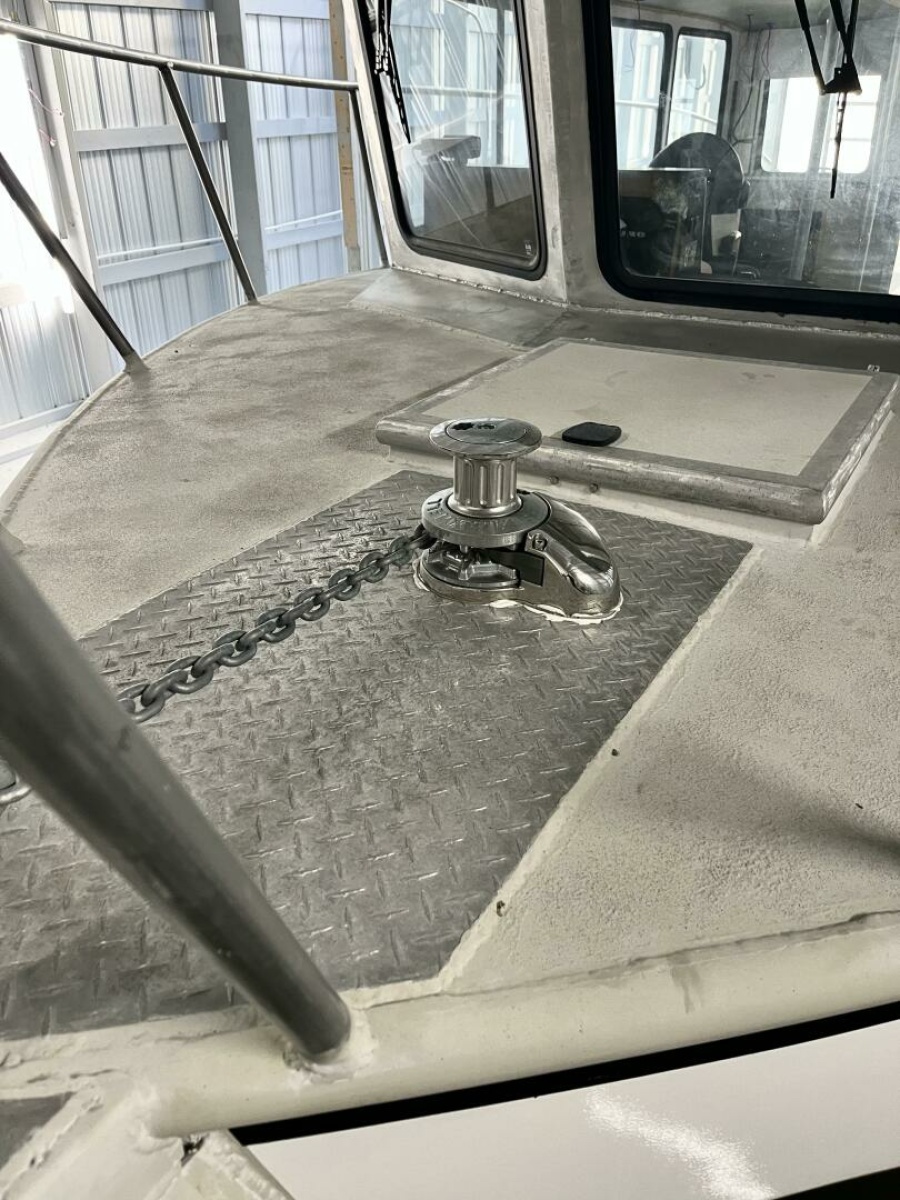 1990 Aluminum Cruiser Custom 50 50
