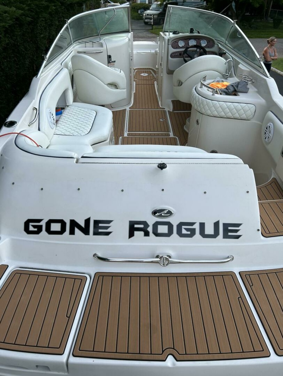 2005 Sea Ray 270 Sundeck 27