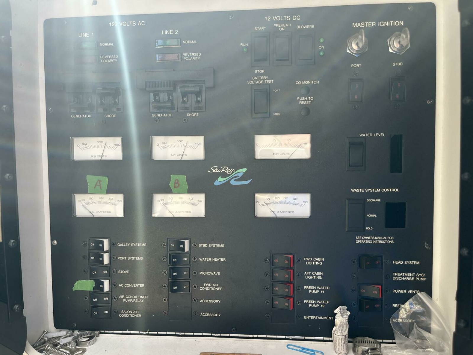 1992 Sea Ray 440 Sundancer 44