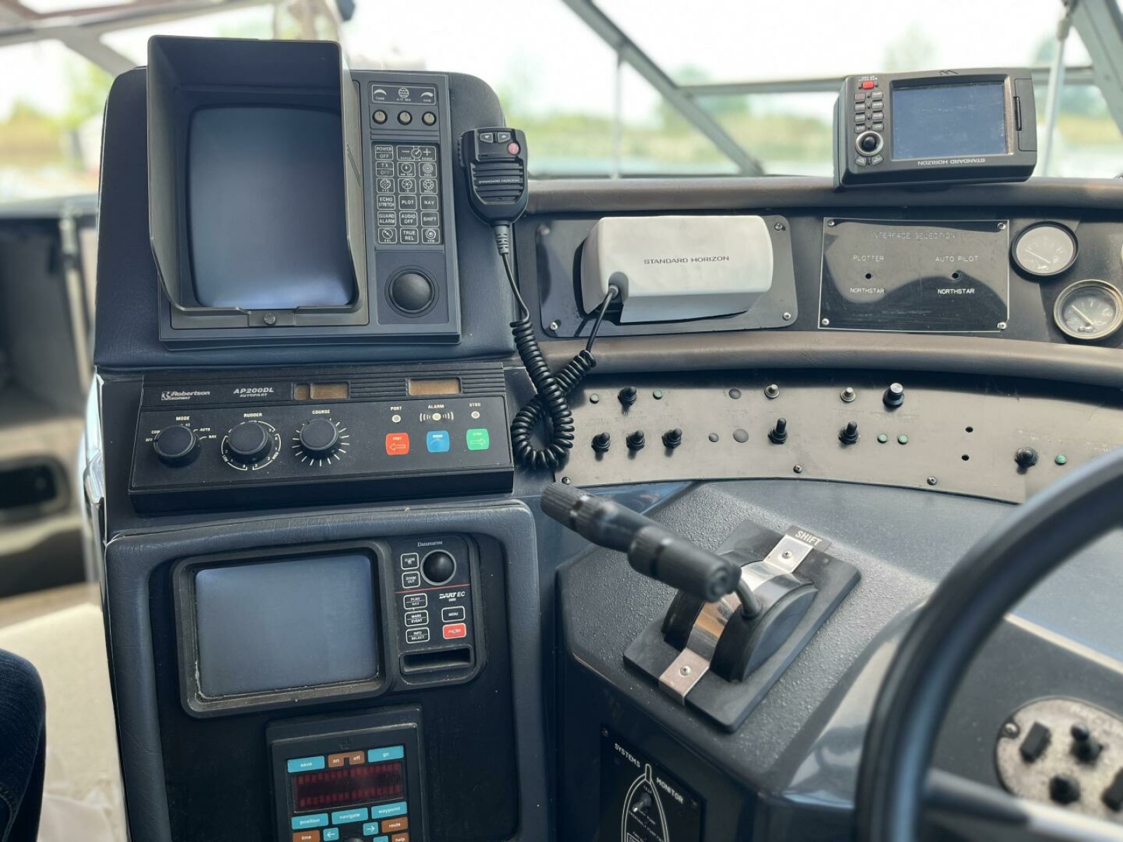 1992 Sea Ray 440 Sundancer 44
