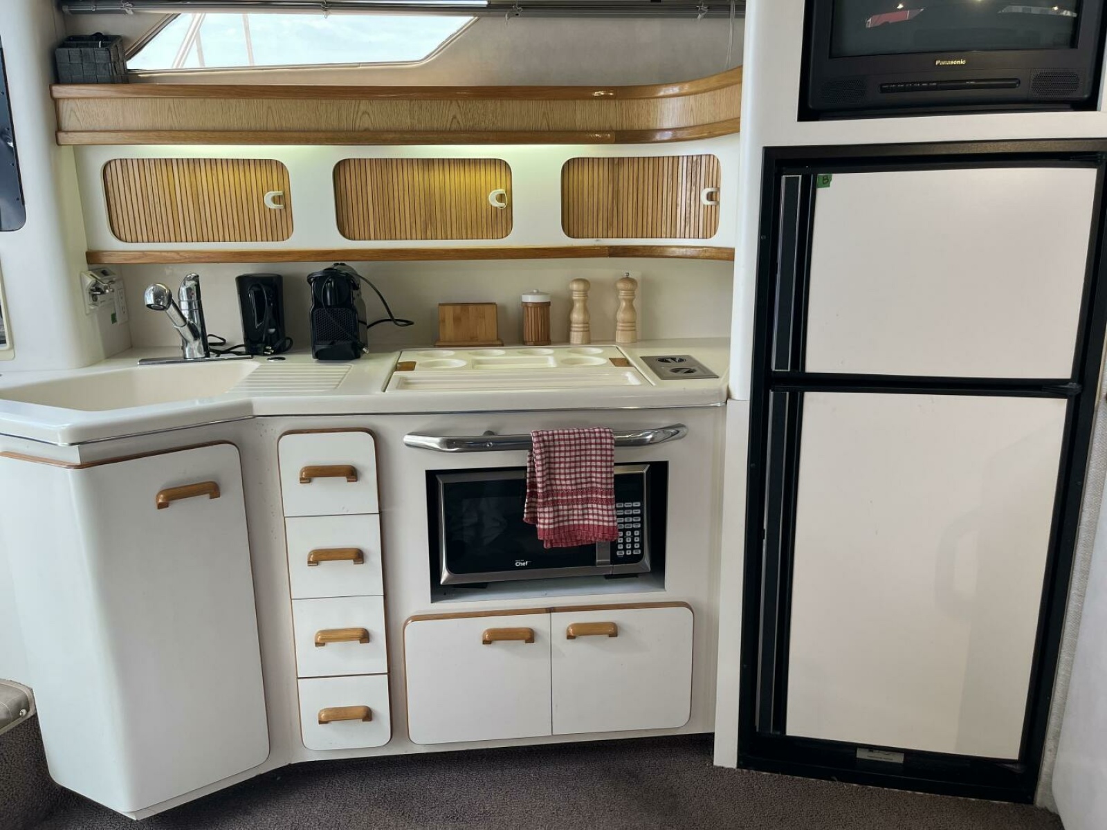 1992 Sea Ray 440 Sundancer 44