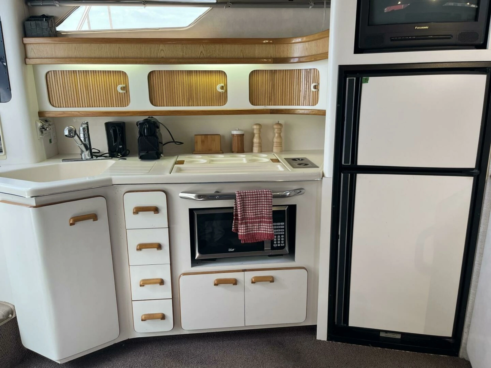 1992 Sea Ray 440 Sundancer 44