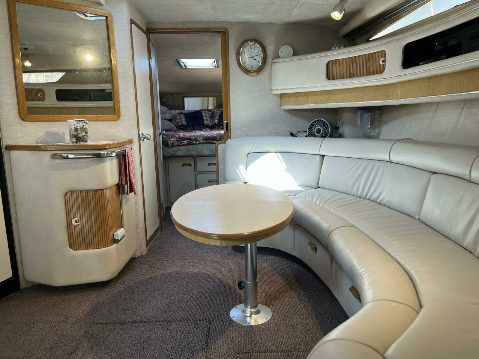 1992 Sea Ray 440 Sundancer 44
