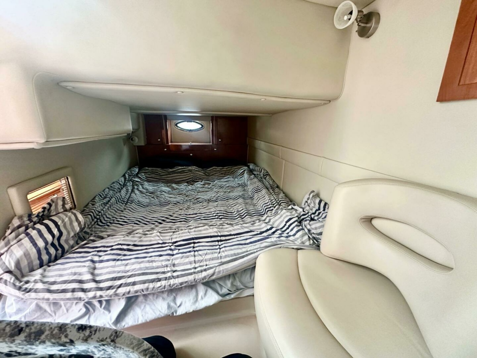 2006 Doral 330SE 33