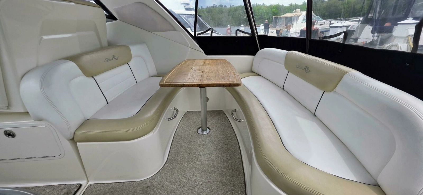 2009 Sea Ray 310 Sundancer 31