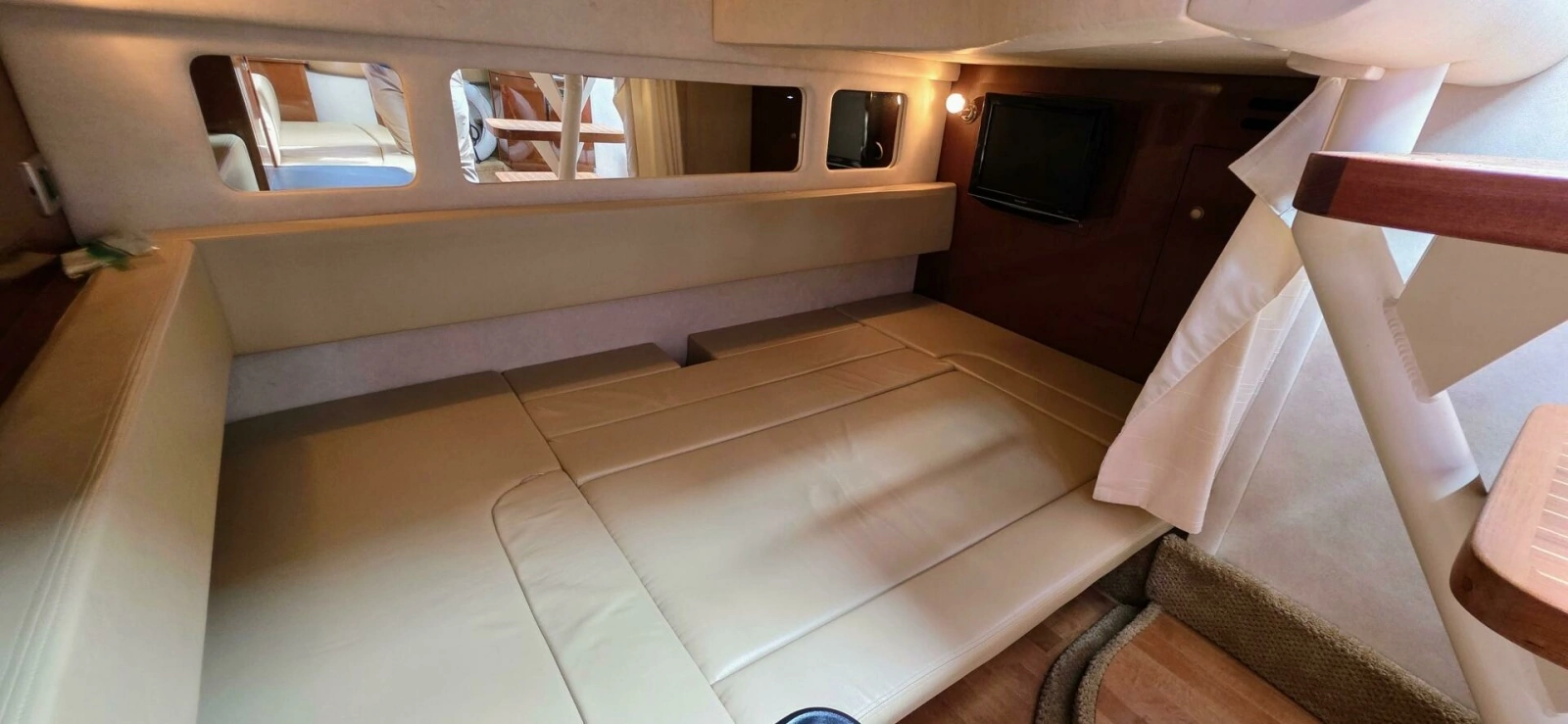 2009 Sea Ray 310 Sundancer 31