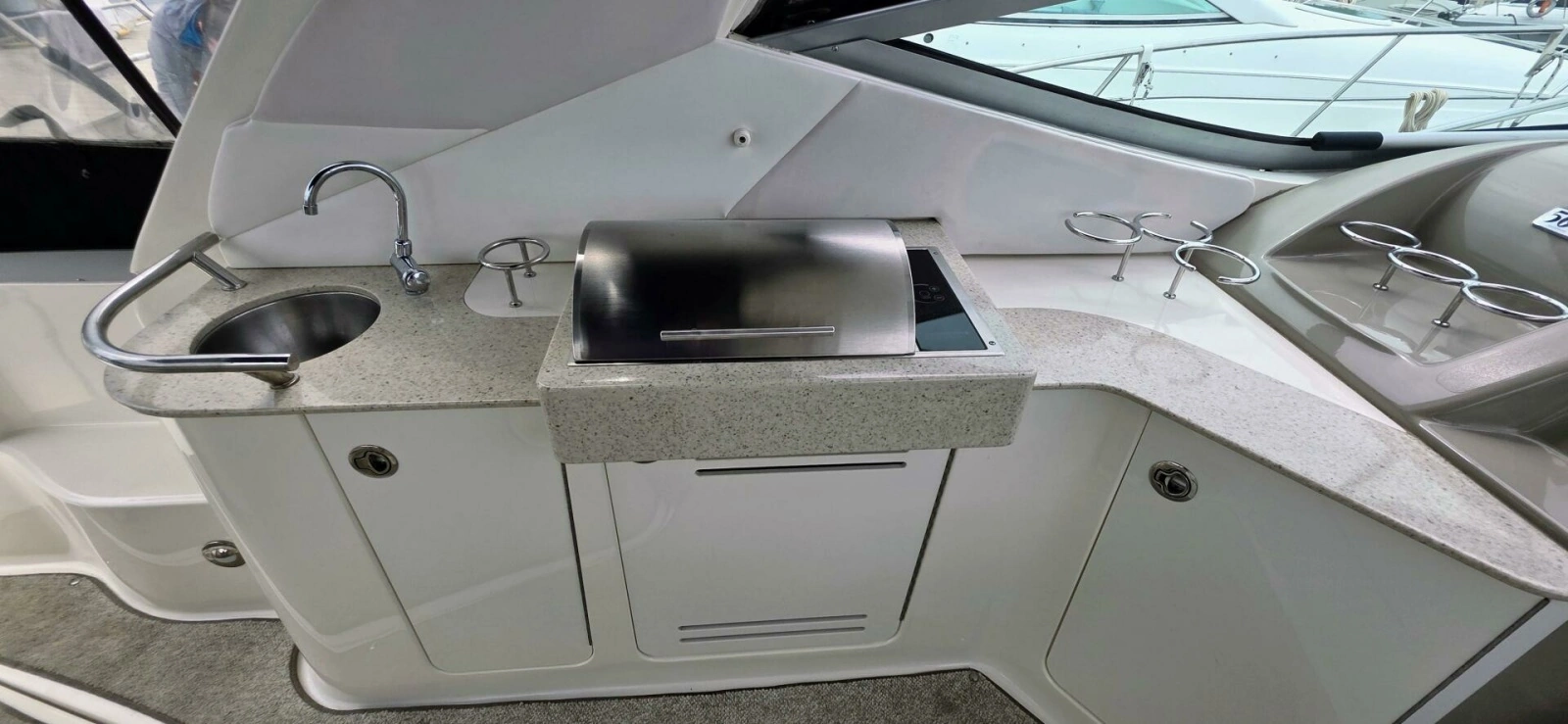 2009 Sea Ray 310 Sundancer 31