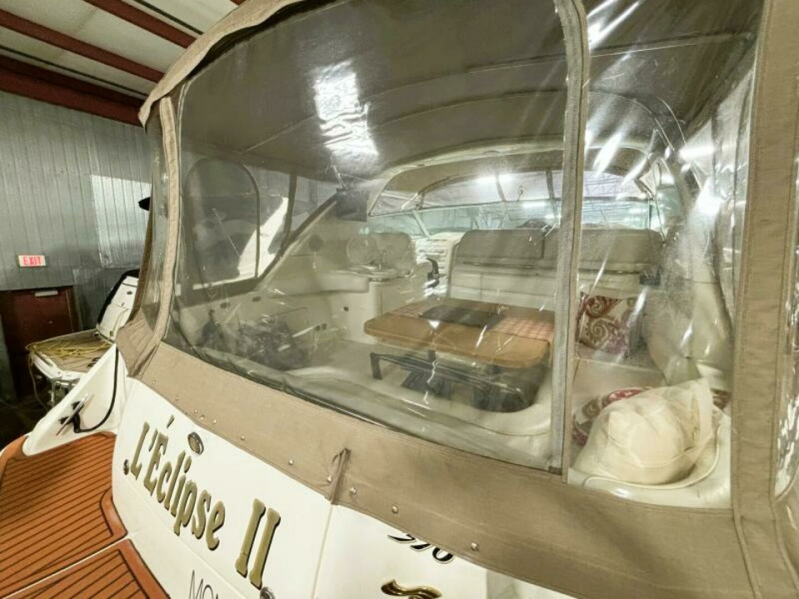 1995 Sea Ray 370 Sundancer 37