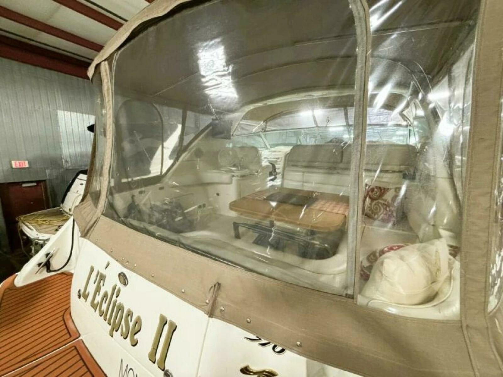 1995 Sea Ray 370 Sundancer 37