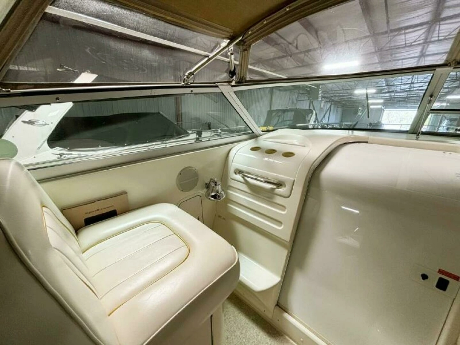 1995 Sea Ray 370 Sundancer 37