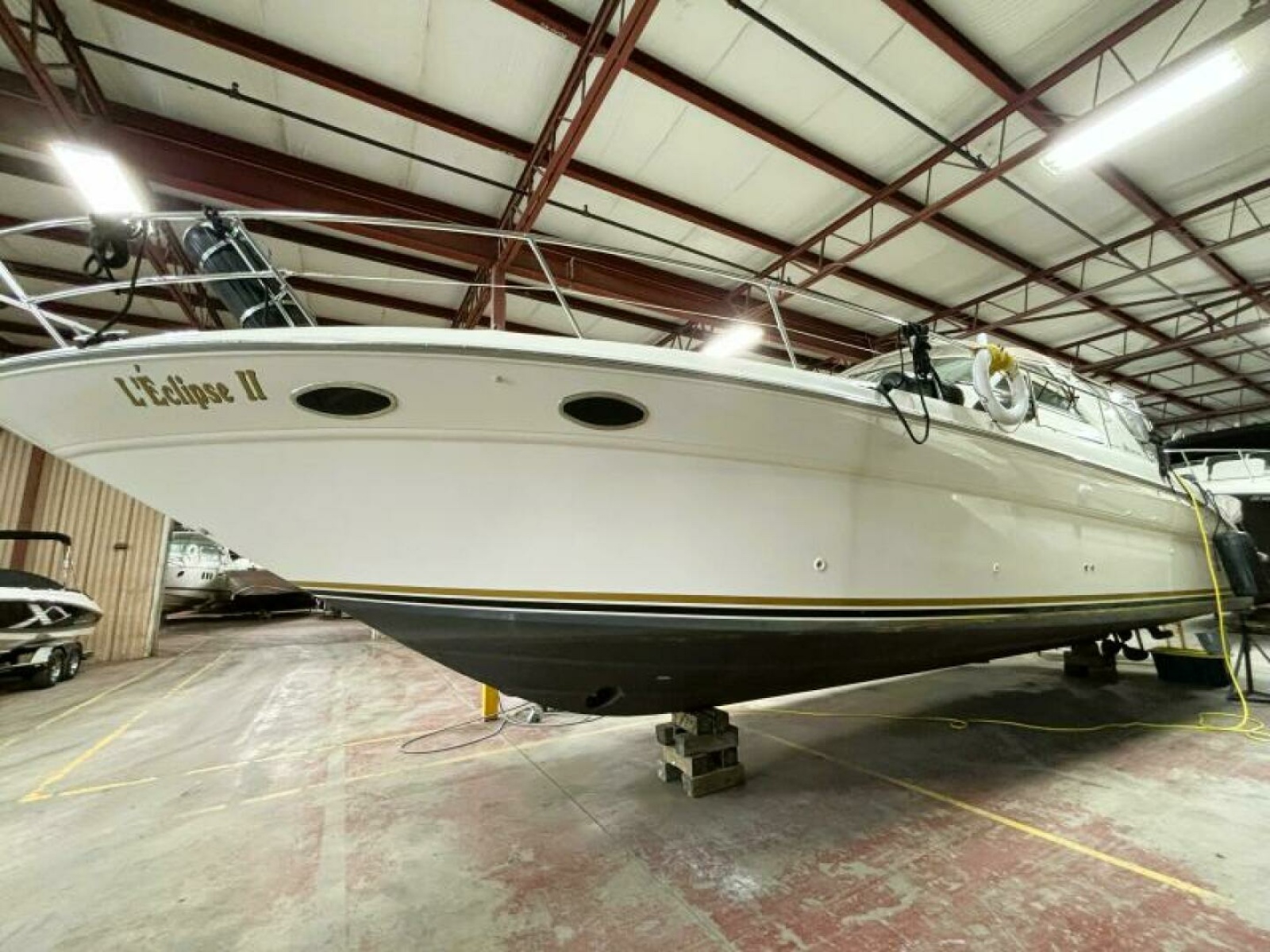 1995 Sea Ray 370 Sundancer 37