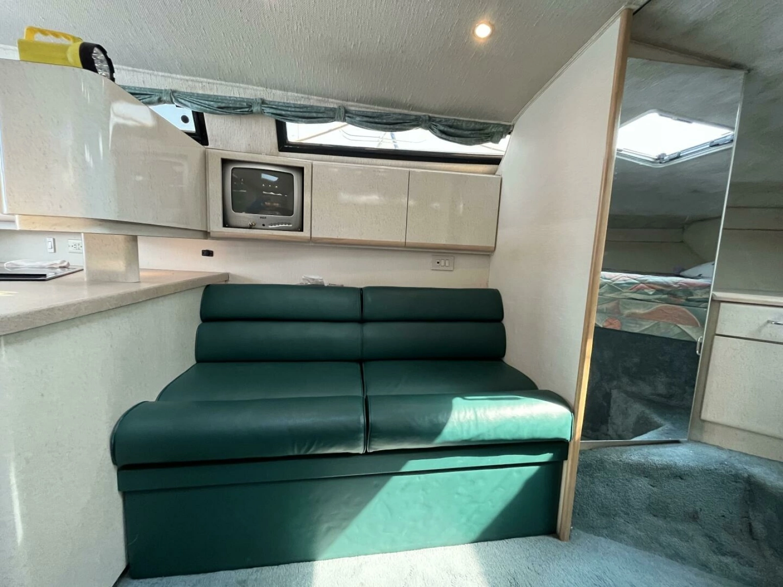 1995 Wellcraft 3600 Martinique 36