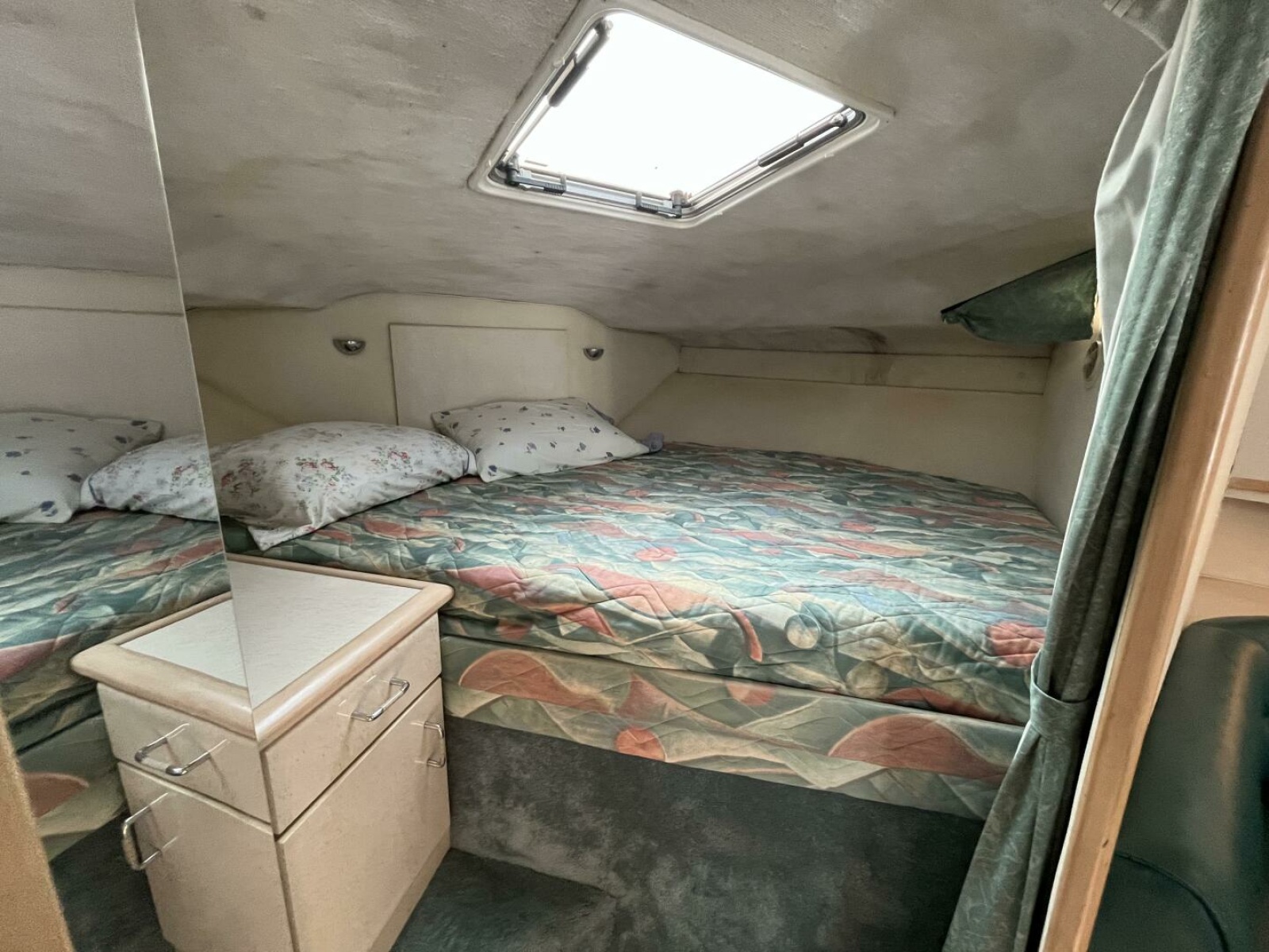 1995 Wellcraft 3600 Martinique 36