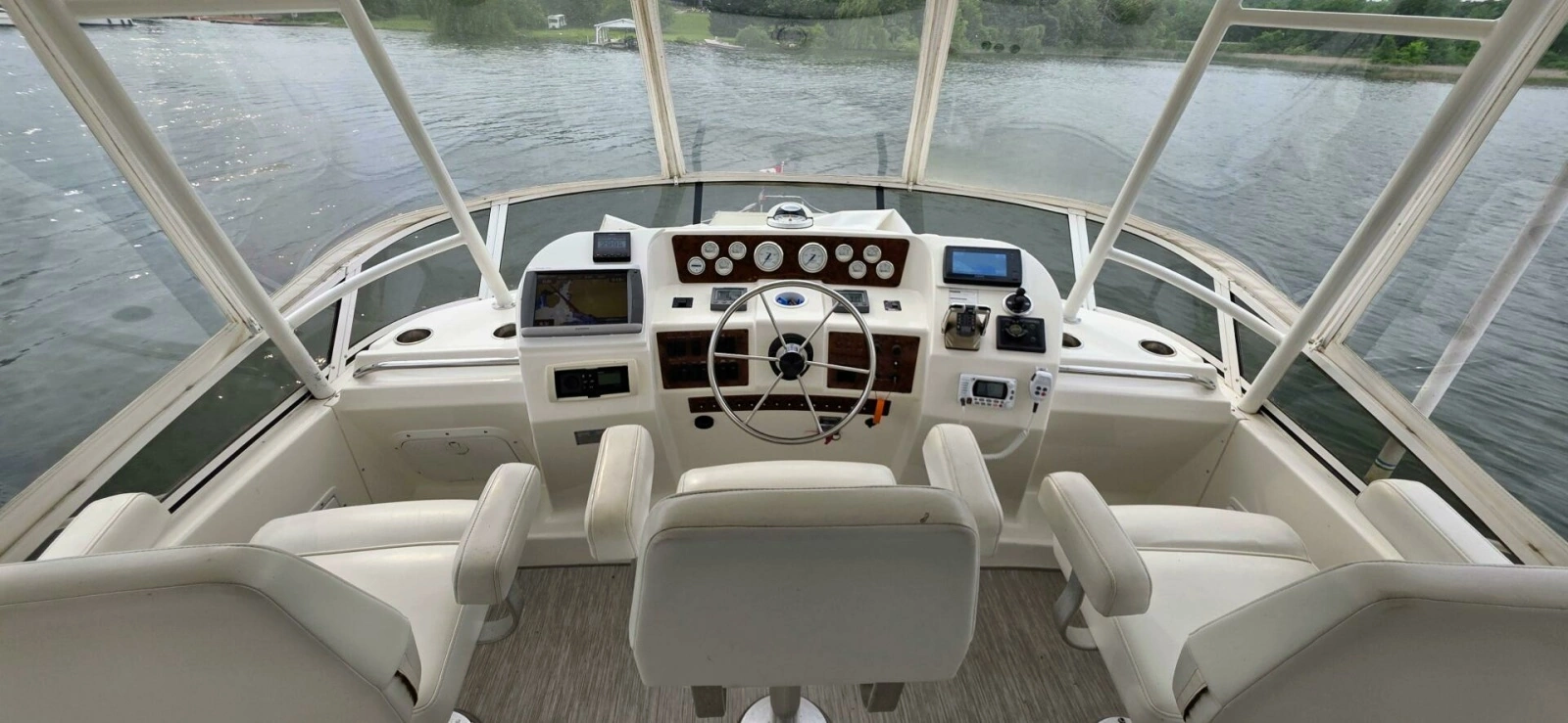 2000 Silverton 453MY 45