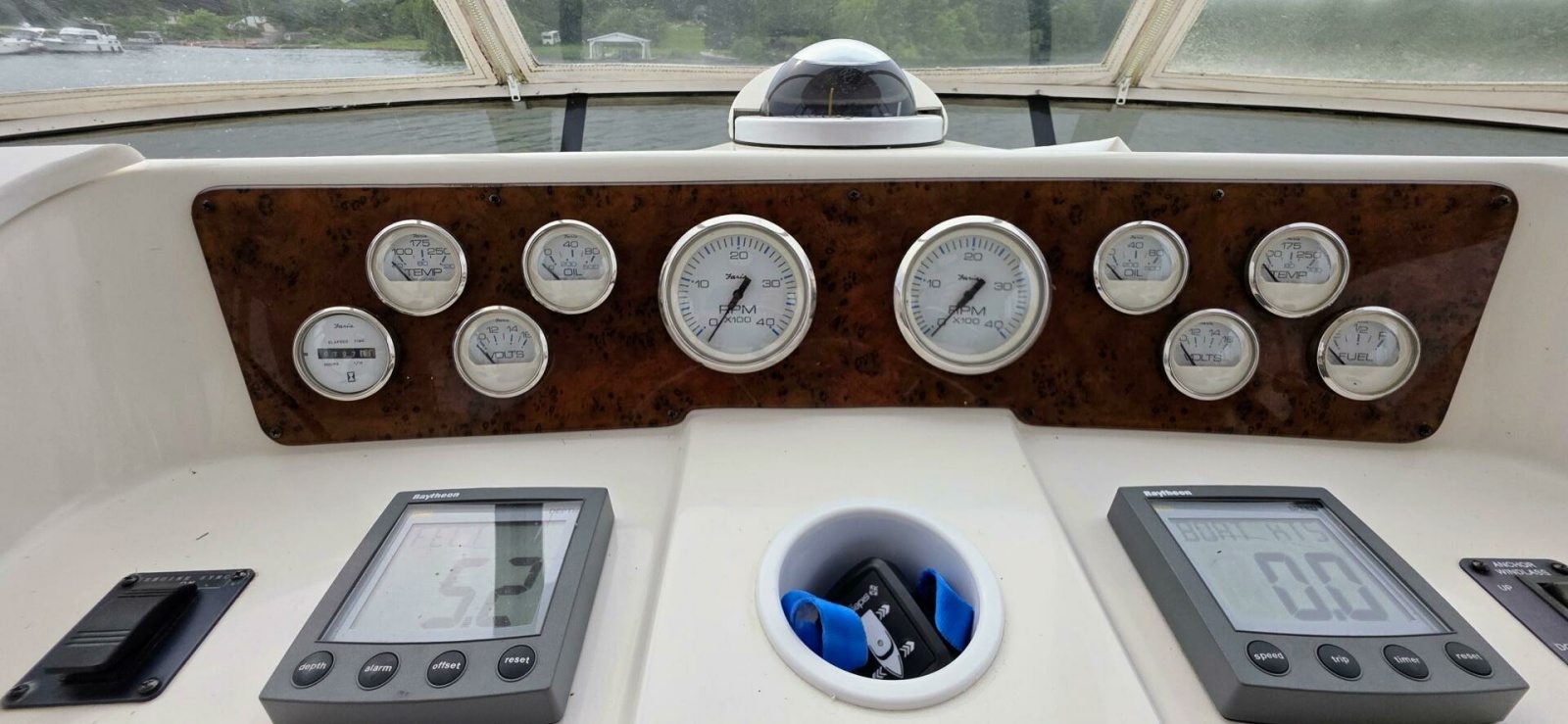 2000 Silverton 453MY 45
