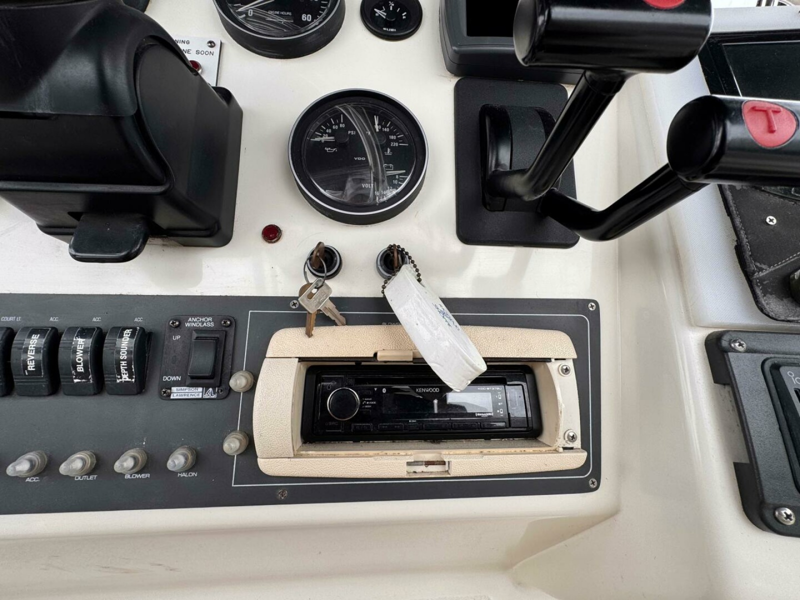 1997 Silverton 352 Motor Yacht 35