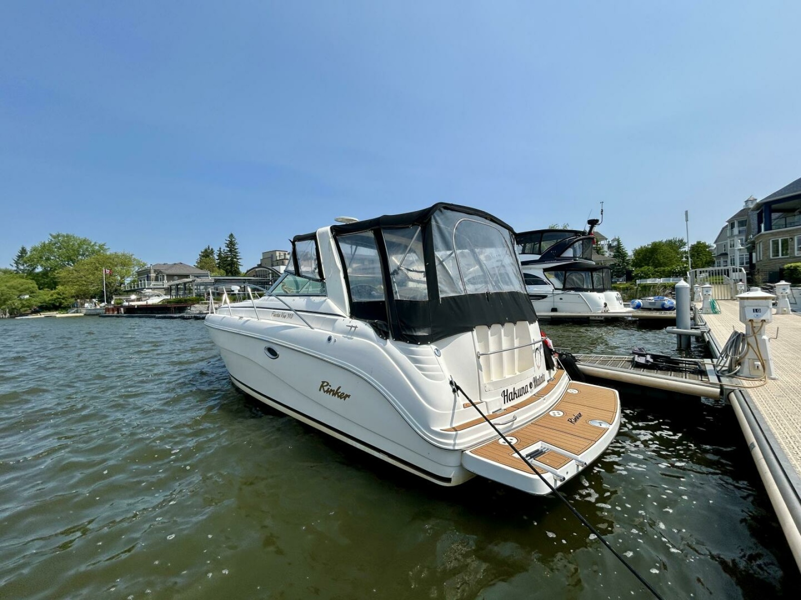 2003 Rinker 310 Fiesta Vee 31