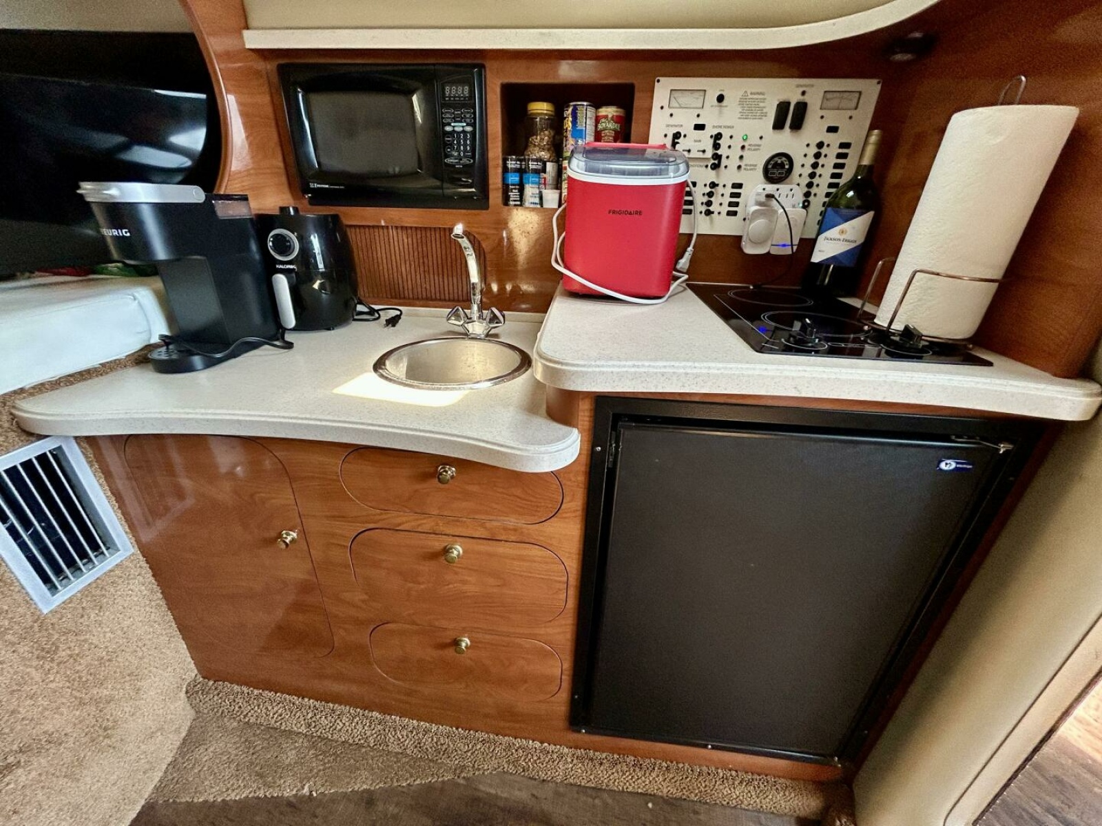 2003 Rinker 310 Fiesta Vee 31
